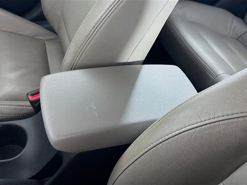 Used 2020 Hyundai Elantra SE w/ Cargo Package (C1) image 18