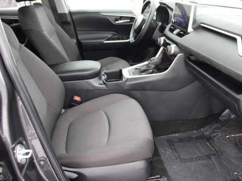 Certified 2025 Toyota RAV4 XLE image 20