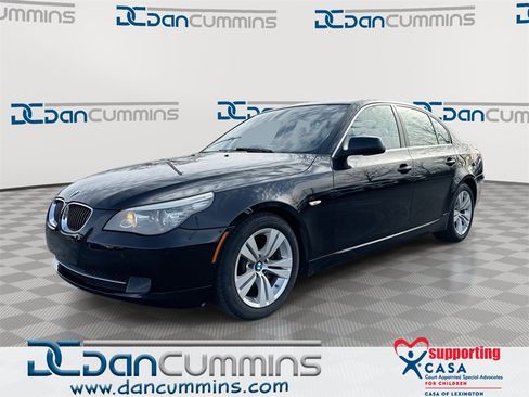 Used 2010 BMW 528i Sedan image 1