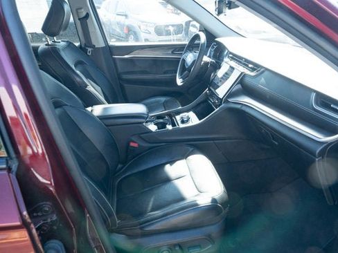 Certified 2023 Jeep Grand Cherokee Limited RWD image 40