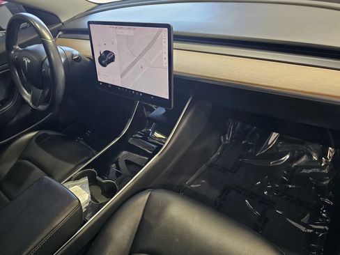 Used 2018 Tesla Model 3 Long Range AWD/4WD image 5