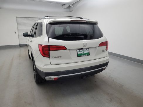 Used 2018 Honda Pilot Touring image 6