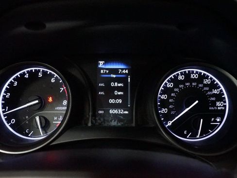 Certified 2024 Toyota Camry SE FWD image 16