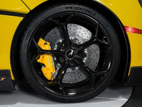 Used 2019 McLaren 600LT image 33