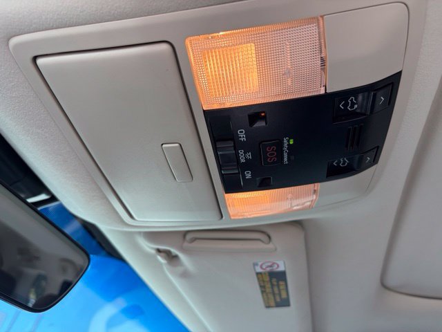 Used 2021 Lexus GX 460 Premium w/ Premium Package AWD/4WD image 21