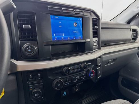 Used 2023 Ford F250 XLT w/ 360-Degree Camera Package AWD/4WD image 17
