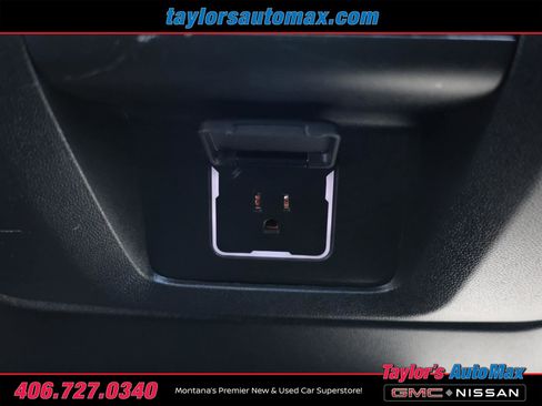 Used 2023 GMC Yukon Denali AWD/4WD image 45