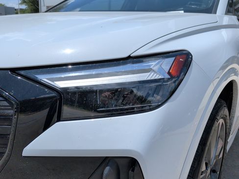 Certified 2024 Audi Q4 e-tron Premium Plus AWD/4WD image 6