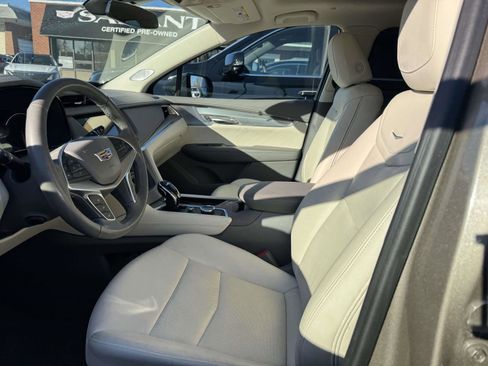 Certified 2023 Cadillac XT5 Premium Luxury image 11