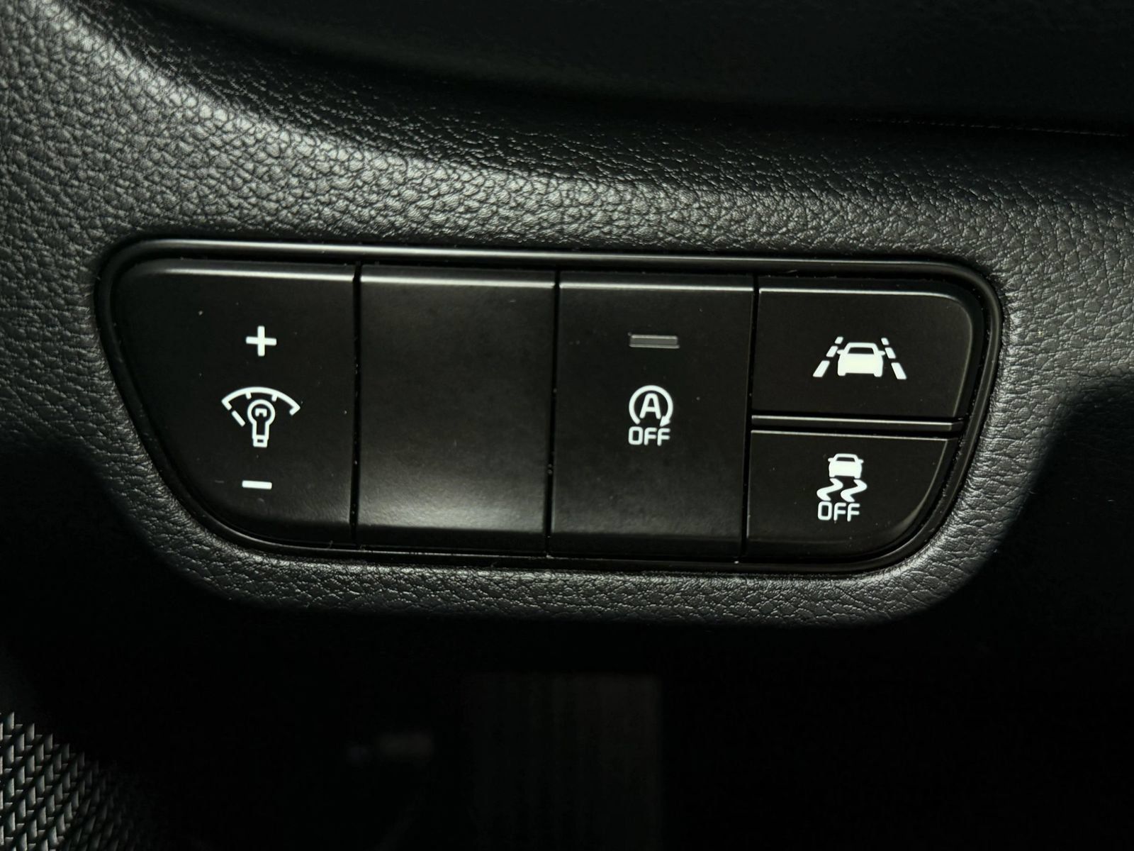 Used 2021 Kia Seltos S AWD/4WD image 19