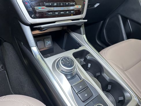 Certified 2022 Ford Explorer XLT w/ Equipment Group 202A image 47