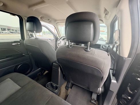Used 2016 Jeep Patriot Sport w/ Power Value Group FWD image 25