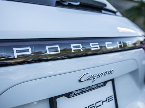 Certified 2023 Porsche Cayenne image 26