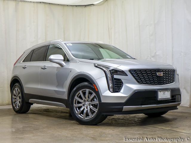 Used 2019 Cadillac XT4 Premium Luxury FWD image 1