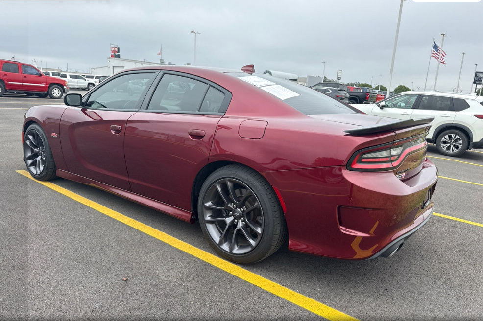 Used 2023 Dodge Charger Scat Pack w/ Plus Group RWD image 2