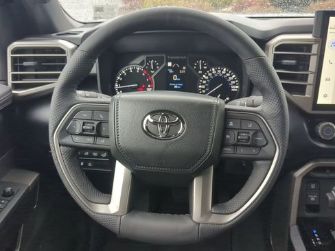 New 2025 Toyota Tundra SR5 image 23