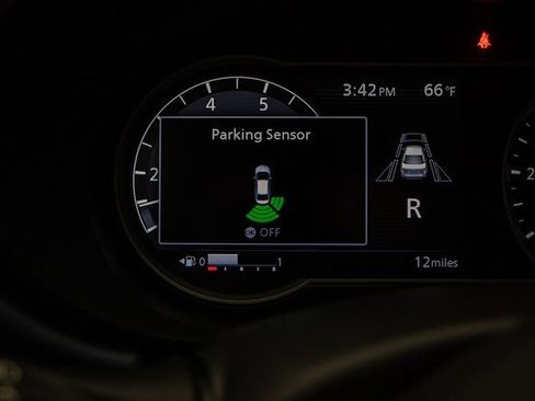 New 2025 Nissan Versa SV w/ Trunk Package image 34