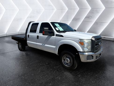 Used 2015 Ford F250 XL w/ Power Equipment Group AWD/4WD image 1