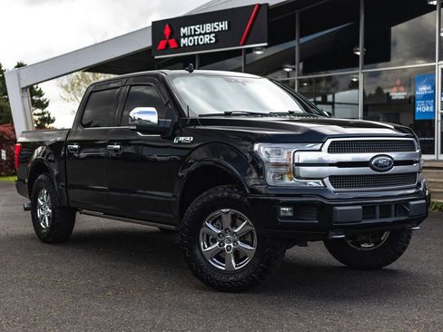 Used 2018 Ford F150 Platinum w/ Technology Package AWD/4WD image 1