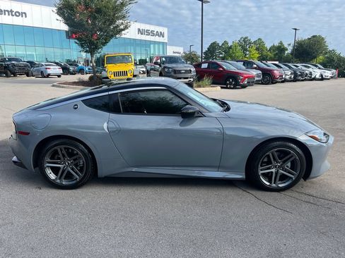 Certified 2026 Nissan Z Sport w/ Floor Mat Package RWD image 7