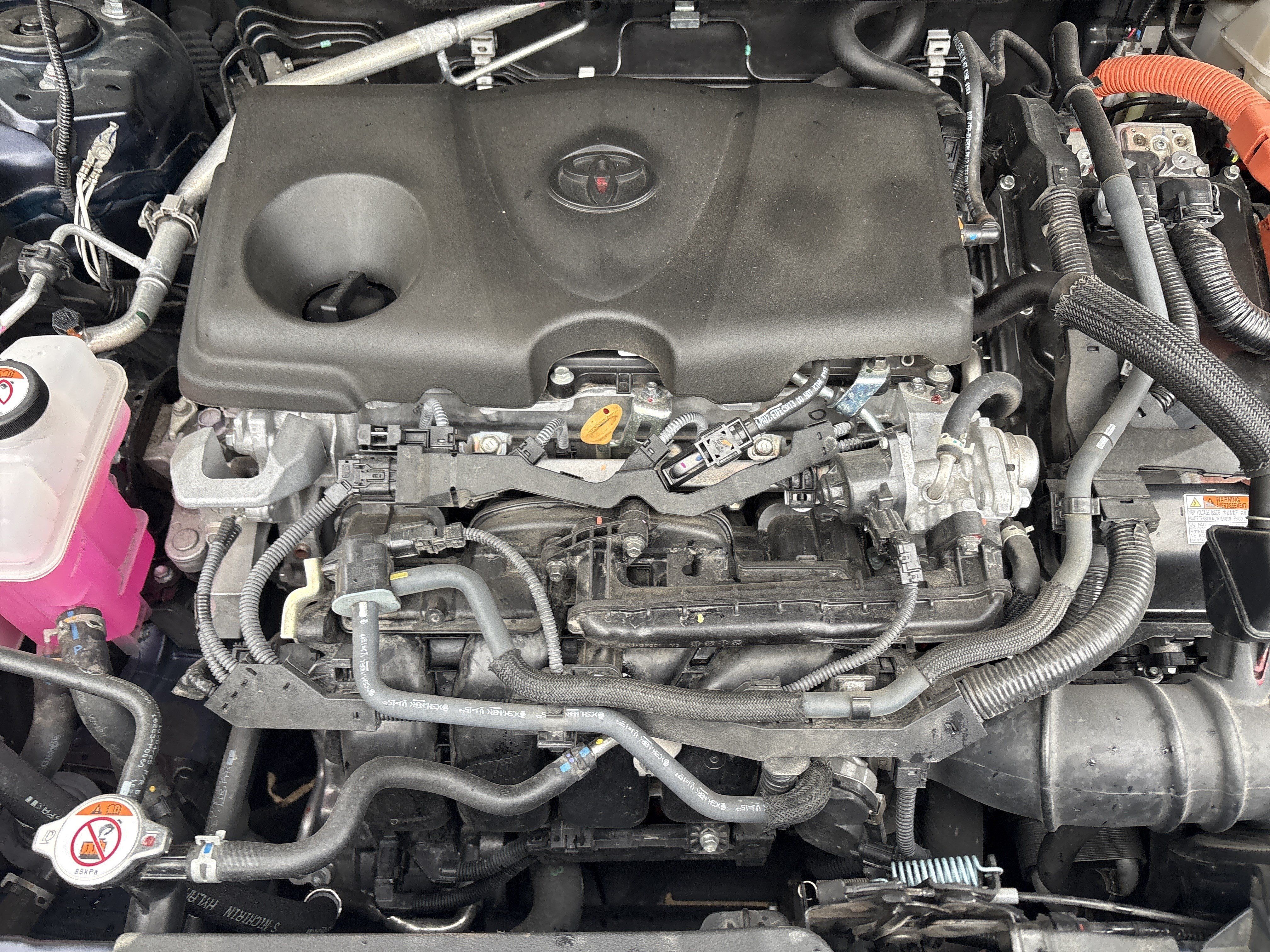Used 2025 Toyota RAV4 XLE w/ Convenience Package AWD/4WD image 34