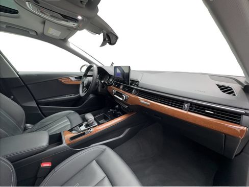 Used 2023 Audi A4 2.0T Premium w/ Convenience Package AWD/4WD image 31