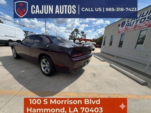 Used 2020 Dodge Challenger SXT RWD image 28