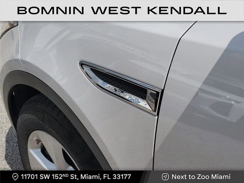 Used 2020 Jaguar E-PACE Base image 8