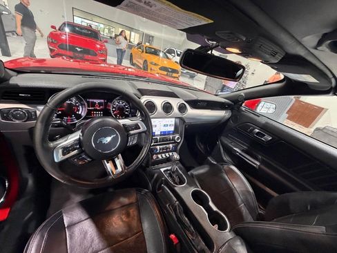 Used 2020 Ford Mustang Premium image 17