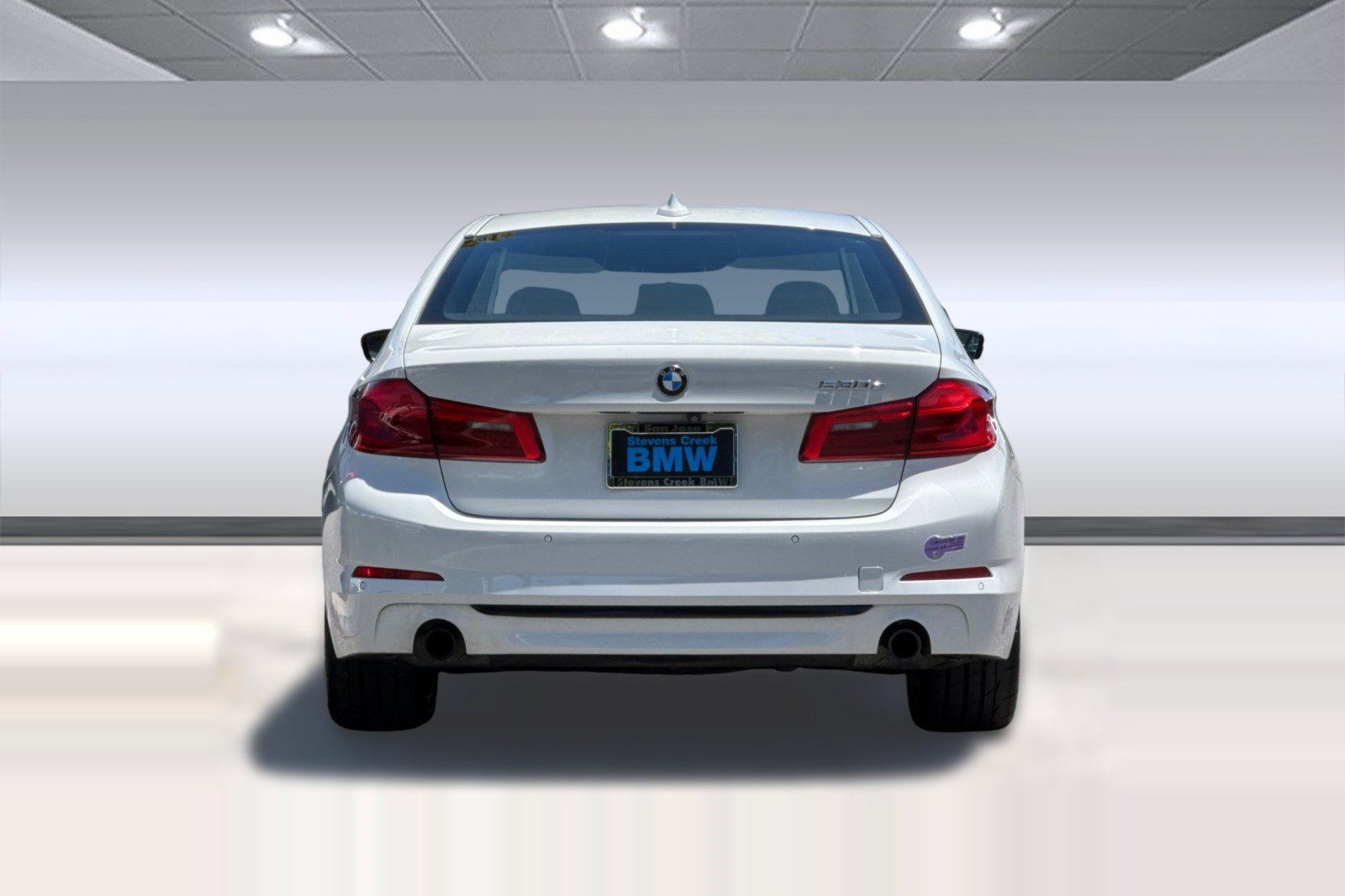 Used 2019 BMW 530e w/ Convenience Package RWD image 9