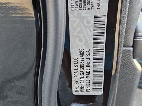 New 2025 Jeep Grand Cherokee Laredo X w/ Luxury Tech Group I image 16