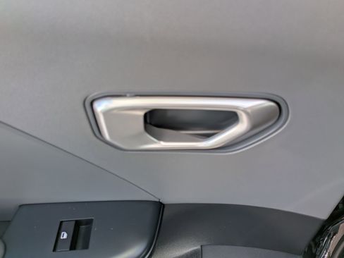 Used 2025 Kia K4 LXS image 27