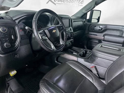 Used 2020 Chevrolet Silverado 2500 LTZ w/ LTZ Premium Package image 30
