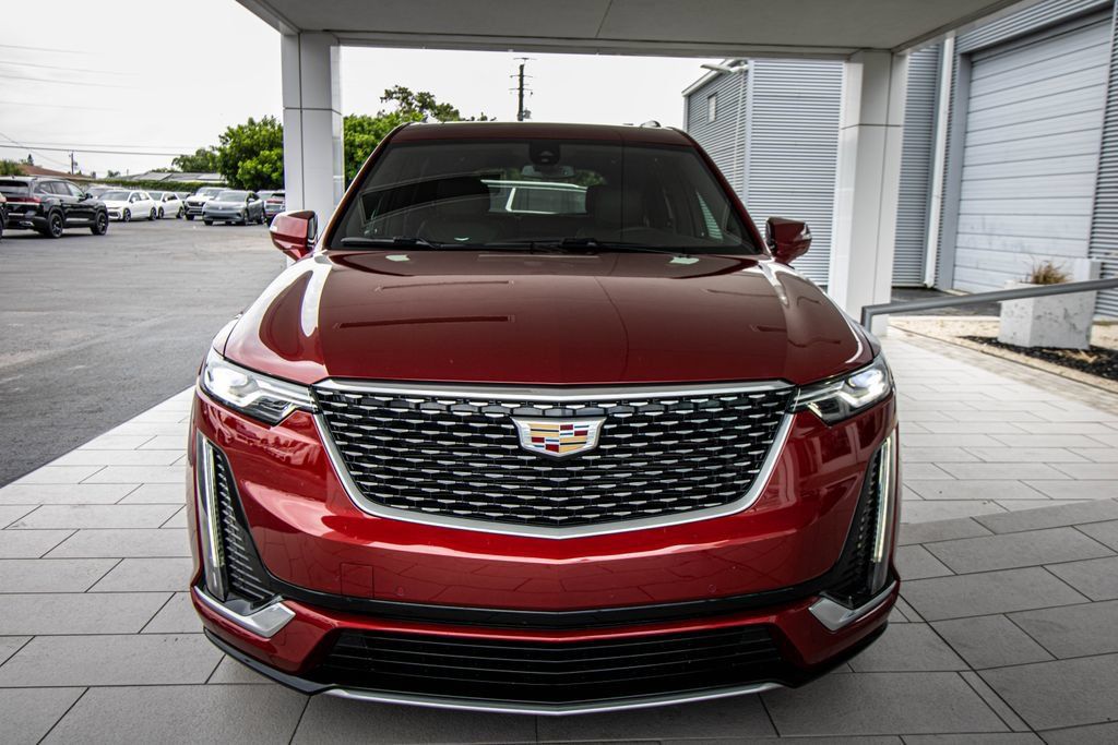 Used 2023 Cadillac XT6 Luxury FWD image 9