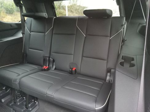 Used 2026 Cadillac Escalade Sport w/ Touring Package image 25