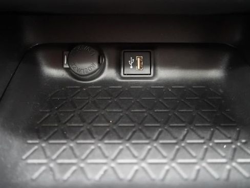 Used 2023 Toyota RAV4 XLE w/ Convenience Package image 46