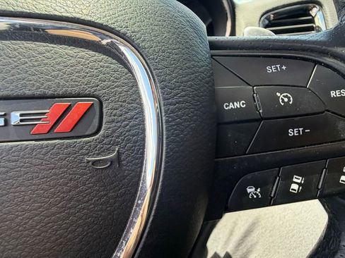 Used 2018 Dodge Durango GT w/ Technology Group AWD/4WD image 12