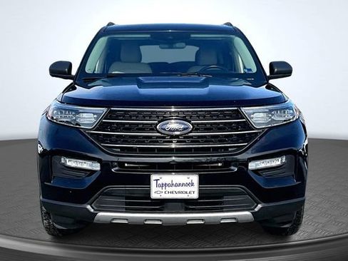 Used 2020 Ford Explorer XLT w/ Equipment Group 202A image 2