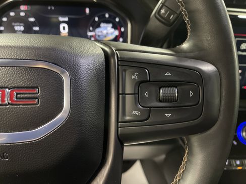 Used 2025 GMC Sierra 2500 AT4 w/ AT4 Premium Plus Package image 21