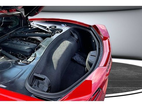 Used 2021 Chevrolet Corvette Stingray Premium Cpe w/ Z51 Performance Package RWD image 33