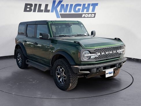 Used 2024 Ford Bronco Badlands image 7