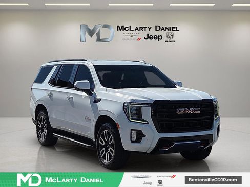 Used 2022 GMC Yukon AT4 AWD/4WD image 1