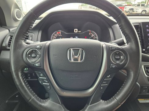 Used 2023 Honda Ridgeline RTL-E image 11