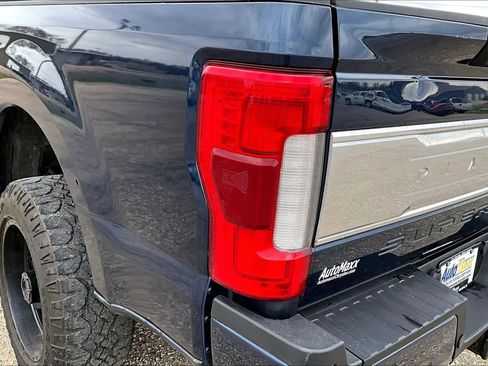 Used 2019 Ford F250 Platinum w/ Platinum Ultimate Package AWD/4WD image 22