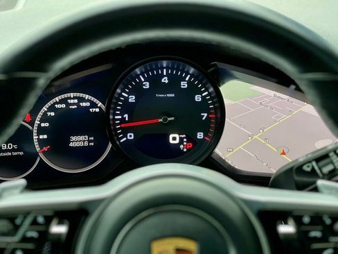 Used 2019 Porsche Cayenne image 19