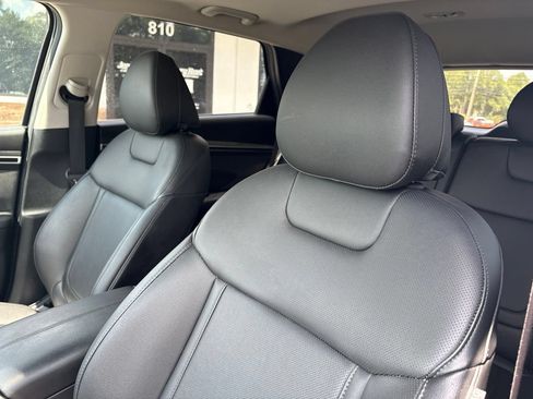 Used 2023 Hyundai Tucson SEL w/ Convenience Package FWD image 3