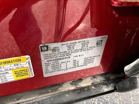 Used 2013 Chevrolet Traverse LT image 19