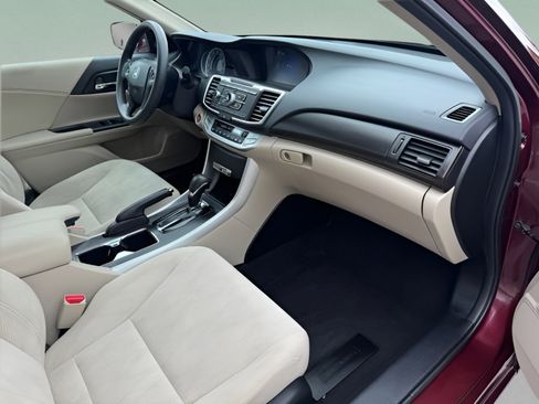 Used 2014 Honda Accord EX image 28