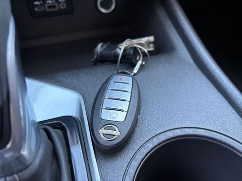 Used 2025 Nissan Altima 2.5 SV FWD image 18