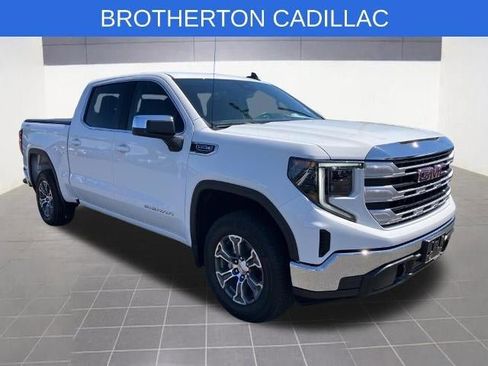 Used 2024 GMC Sierra 1500 SLE AWD/4WD image 3